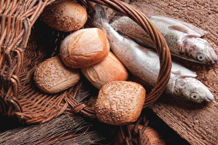John 6:1-14 Loaves and Fishes Feeding of the 5000